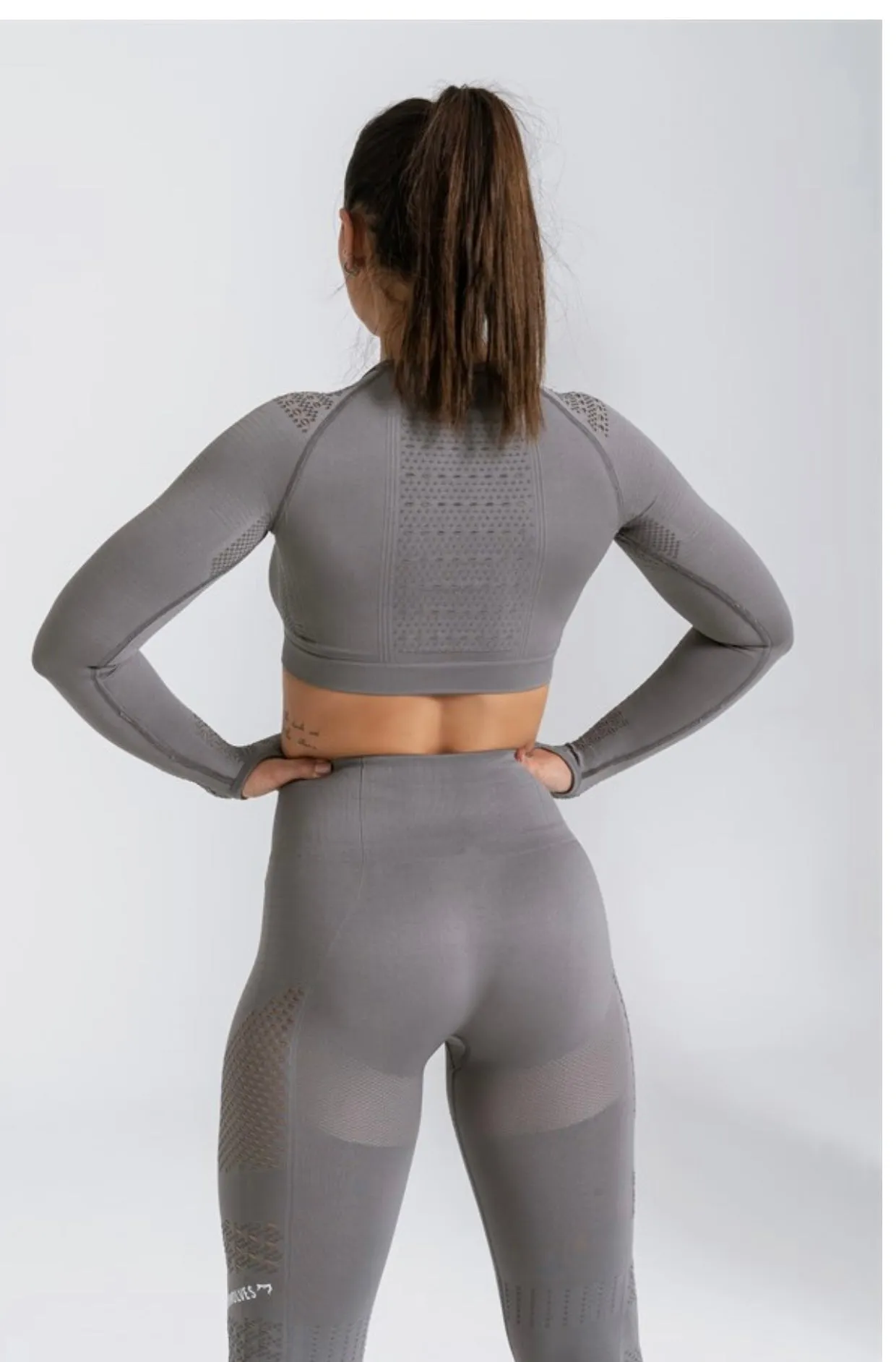 Gymwolves Women Long Sleeve Seamles Sports Tshirt | Crop Tops